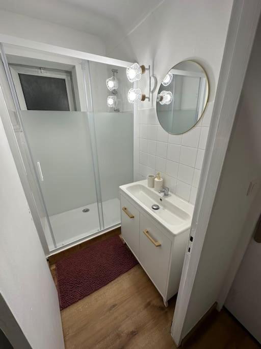 Amiens : Appartement Centre Ville Екстериор снимка