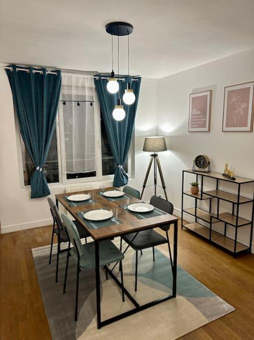 Amiens : Appartement Centre Ville Екстериор снимка