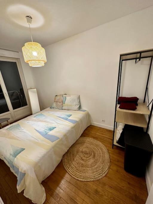 Amiens : Appartement Centre Ville Екстериор снимка