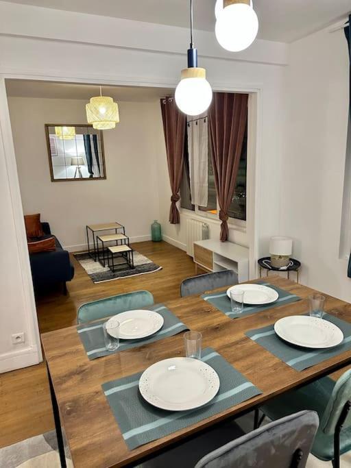 Amiens : Appartement Centre Ville Екстериор снимка
